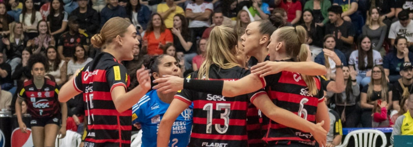 Sesc RJ Flamengo celebra título da Copa Nacional de Clubes.